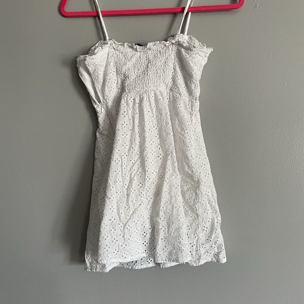 Women’s Lulus White Dress XS Adjustable Straps Easter White Flower - Picture 5 of 5